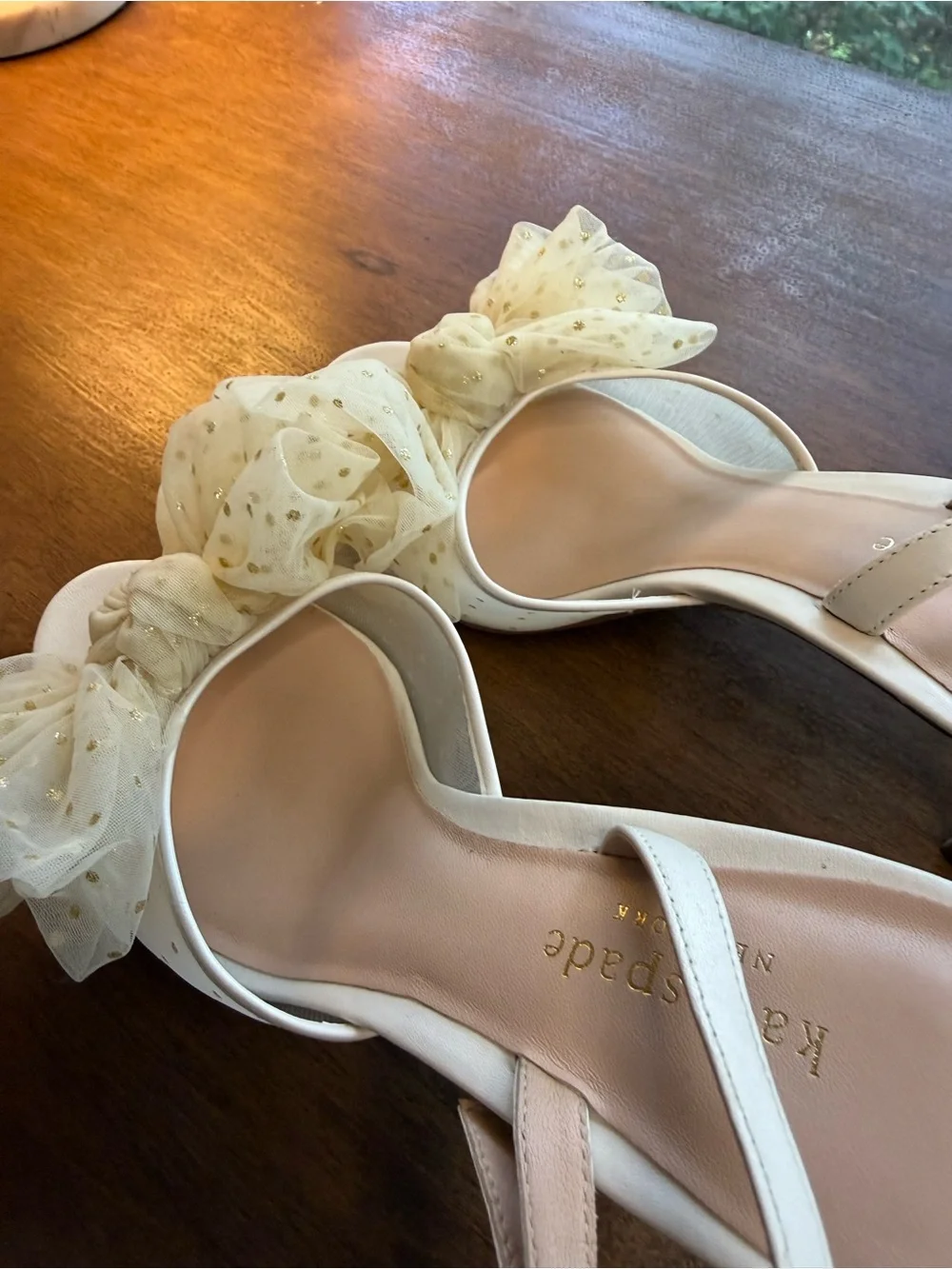 Kate Spade 9 Bridal Sparkle Heels Tulle Bow Satin Parchment & Gold